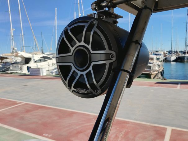 Altavoz JL Audio de 125 W